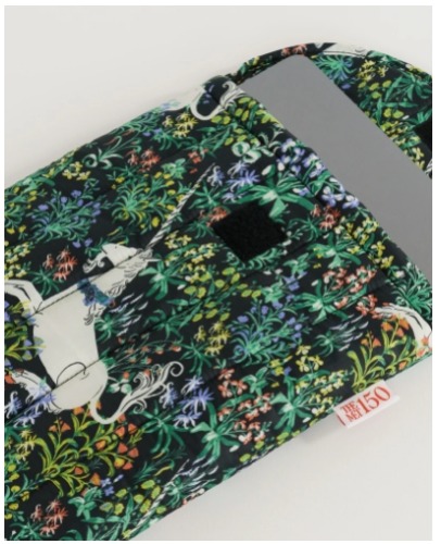 Baggu laptop sleeve - collaboration with The Metropolitan Museum of Art