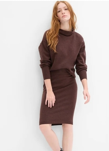 Gap sweater skirt