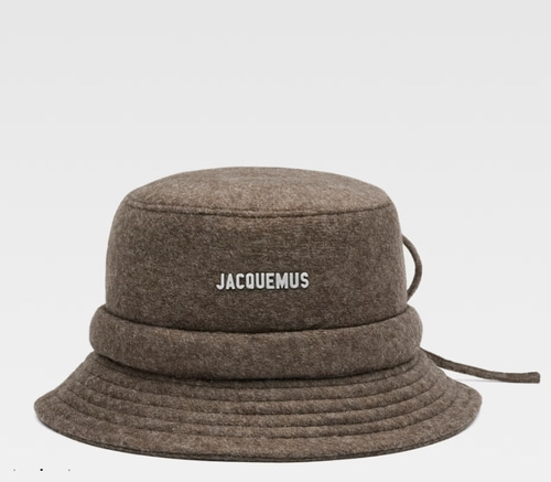 JACQUEMUS hat