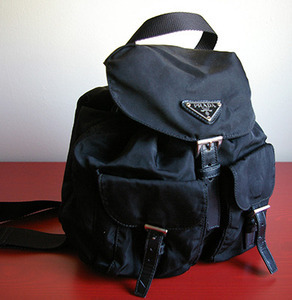 Vintage Prada backpack - 바잉가 이하 세일!!  