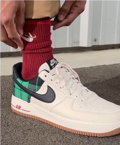Nike Air Force 1 &#039;07 LX - 남자사이즈